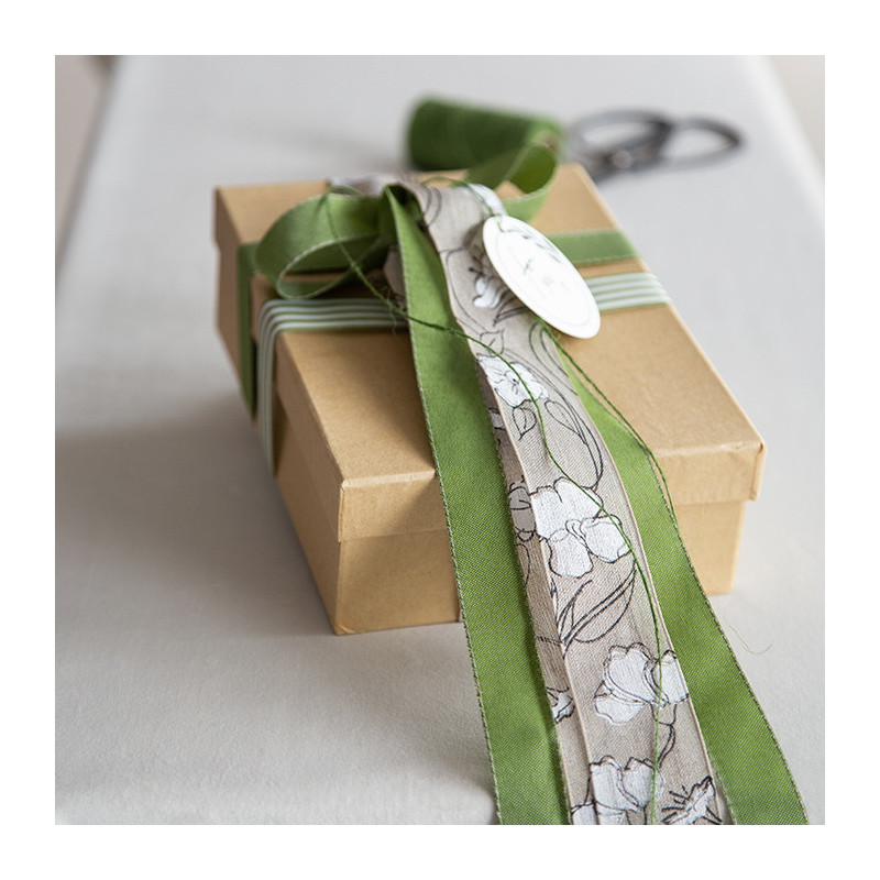 NAUHA PELLAVA VA ISOJA KUKKIA