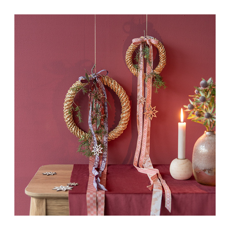 KRANSSI OLKI KIERRETTY H 25 CM